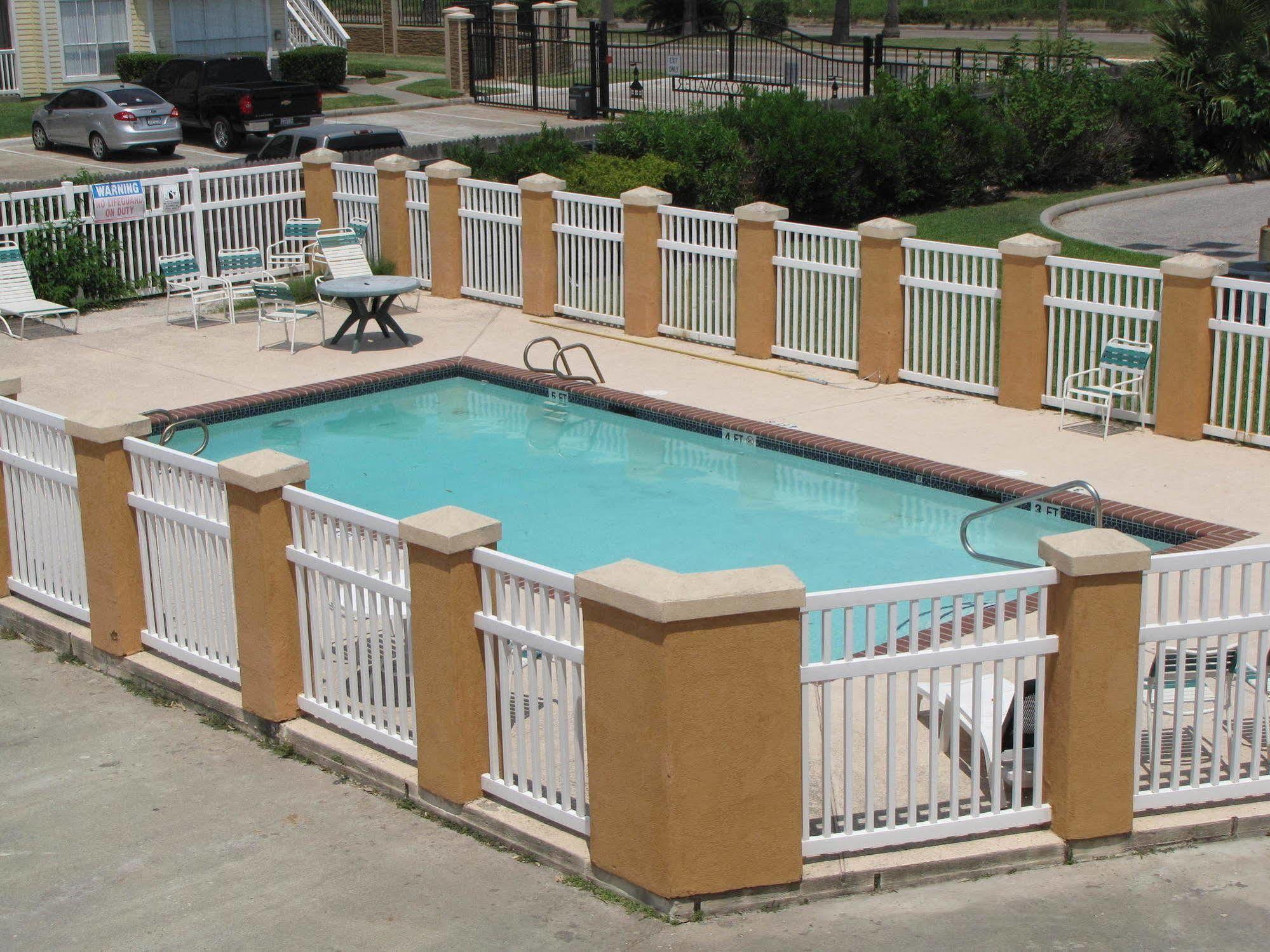 Island Inn By Oyo Galveston Beach, Tx Экстерьер фото