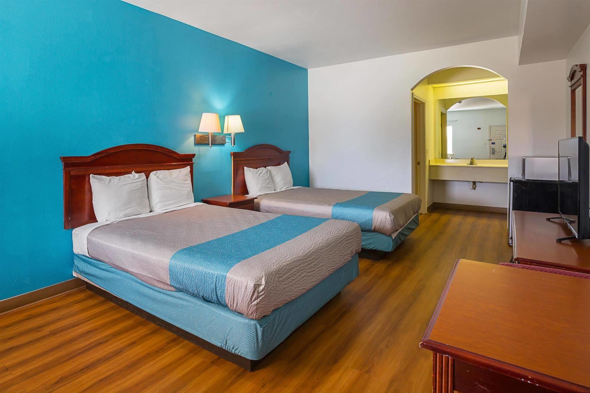 Island Inn By Oyo Galveston Beach, Tx Экстерьер фото